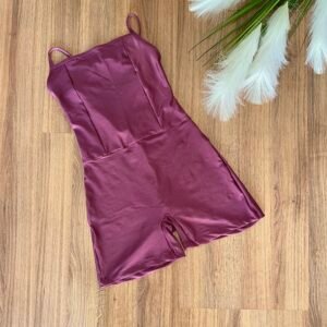 Macaquinho Grace Amora